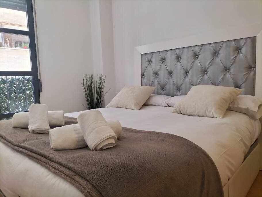 Loft Old City Couples Getaway Alicante Bagian luar foto